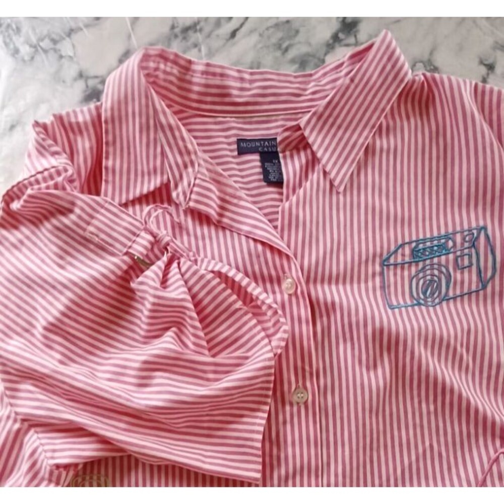 Mountain Lake II Casuals Shirt Top Women 1X Button Up Pink/White Embroidered